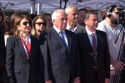Nilüfer, 19 Mayıs’ı Cumhuriyet Meydanı’nda karşıladı