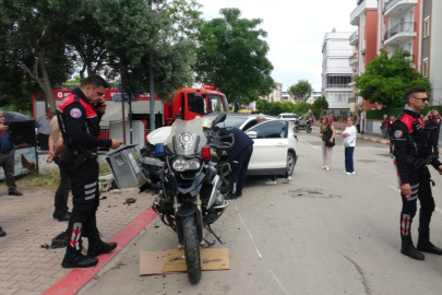 Yunus timleri kaza yaptı: 2 polis yaralandı