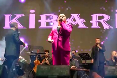 Kibariye hem coştu hem coşturdu