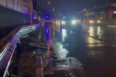 Bursa'da kaza yaptı, motor yerinden çıktı: 1’i ağır 2 yaralı