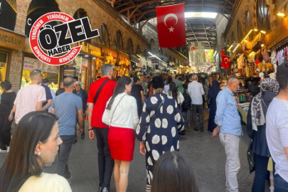 Bursa'da bayram yoğunluğu: Çarşıda adım atacak yer kalmadı