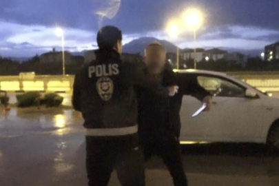 Sürücü alkollü çıktı, yolcu gazetecilere saldırdı