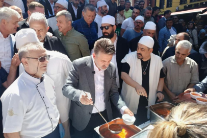 Bursa'da asırlık köfteli çorba geleneği bu yıl da devam etti