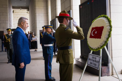 Bakan Fidan, Kore Savaşı Anıtı'nı ziyaret etti