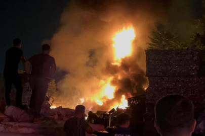 Bursa'da geri dönüşüm tesisi küle döndü