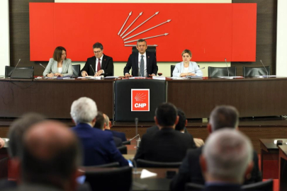 CHP MYK, Özgür Özel başkanlığında TBMM’de toplandı