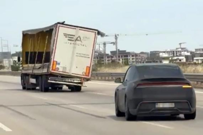 Bursa'da yan yatan dorseyle yolculuk tedirginlik yarattı
