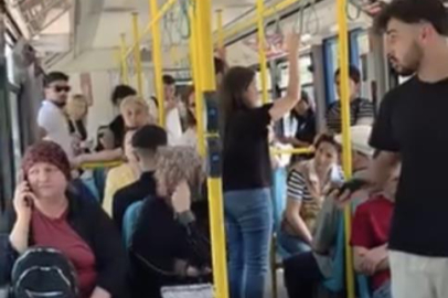Bursa metroda yüksek sesle konuşma tartışması