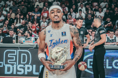 TOFAŞ Basketbol, Bryce Jones'u kadrosuna kattı