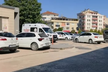 Bursa'da üzerinden traktör geçen sürücü ağır yaralandı