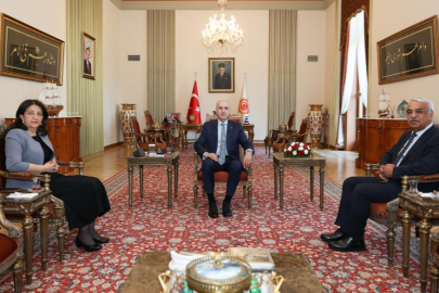 TBMM Başkanı Kurtulmuş, DEM Parti İmralı heyetini kabul etti