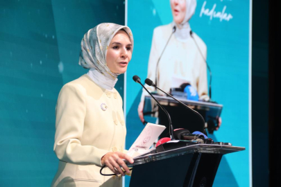 Bakan Göktaş kadın girişimcilerle bir araya geldi