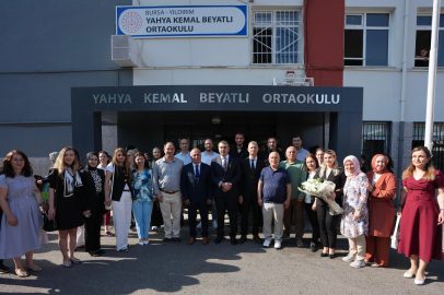 Bakan Tekin’den Bursa’da sürpriz okul ziyareti