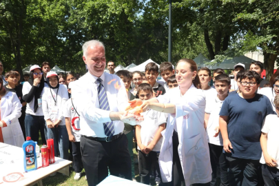 İnegöl’de Tübitak 4006-C Bilim Festivali