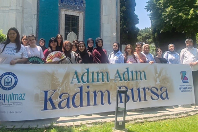 Yıldırımlı gençler tarihi yerinde keşfediyor