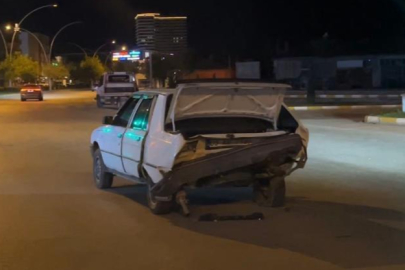Kazaya karışan sürücü aracını bırakıp kaçtı