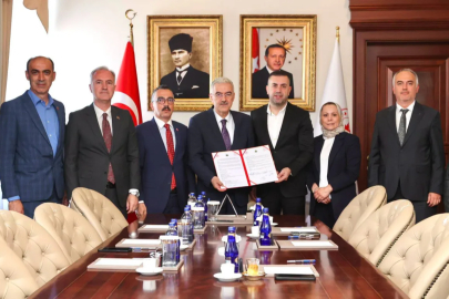 İnegöl’de yeni Aile Sağlığı Merkezi için imzalar atıldı