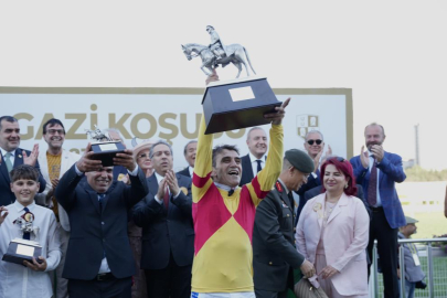 100. Gazi Koşusu'nu Halis Karataş ile Bay Nalçakan kazandı