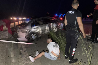 Bursa'da 100 kilometrelik kovalamaca bariyere çarpınca bitti