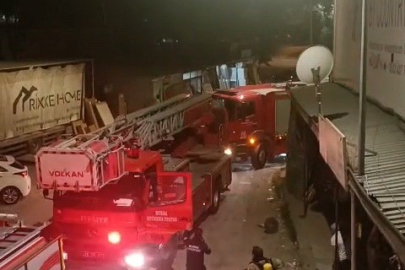 Bursa'da mobilya fabrikasında korkutan yangın