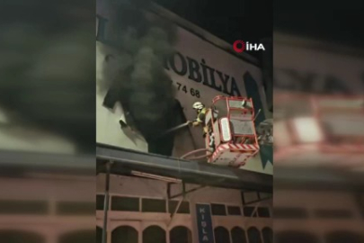 Bursa'da mobilya fabrikasında korkutan yangın