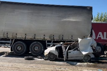 Bursa'da freni patlayan kamyon dehşet saçtı