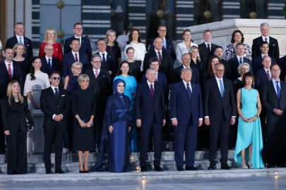 NATO liderleri Külliye'de aile fotoğrafında buluştu