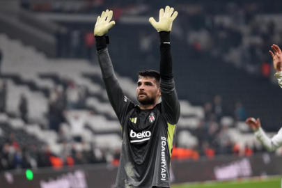 Beşiktaş'ta Ersin Destanoğlu ile yollar ayrıldı