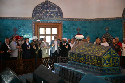 Yıldırım’da Sultan Çelebi Mehmed dualarla anıldı