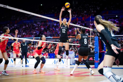 A Milli Kadın Voleybol Takımı, üst üste 8. kez Milletler Ligi finallerinde