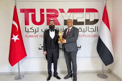 Akif Manaf’a “Yemen-Türkiye Dostluk ve Barış Ödülü” Verildi