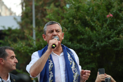 Özgür Özel'den yeni parti sinyali