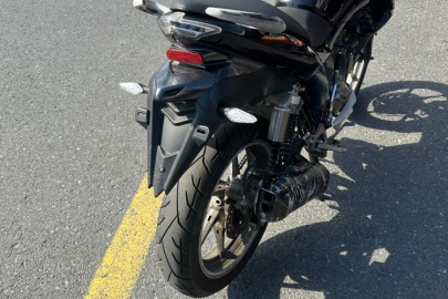 Plakasız ve ehliyetsiz motosiklet sürücüsüne ceza yağdı