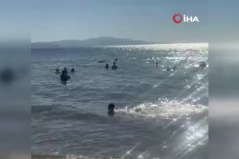 Bursa'da denizde fazla açılan baba ve iki kızı ölümden döndü
