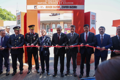 Bursa’da 15 Temmuz programı şehitler anması ile başladı