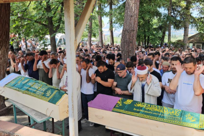 Aynı motosiklette can veren çift Bursa'da toprağa verildi