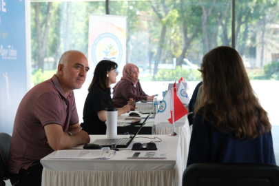 İnegöl'den öğrencilere ücretsiz YKS tercih danışmanlığı