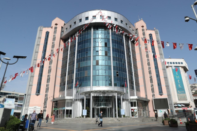 İzmit Belediyesi’ne yönelik soruşturma 30 şüpheli adliyeye sevk edildi