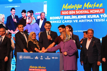 Bakan Kurum: Deprem bölgesinde sözümüzü tutuyoruz