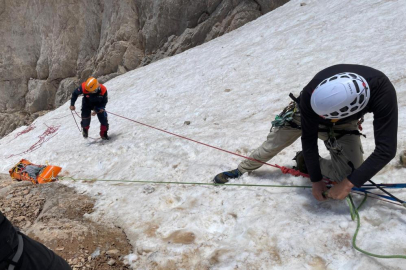 Cilo dağındaki kurtarma operasyonundan nefes kesen görüntüler