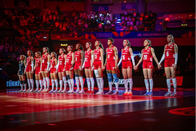 A Milli Kadın Voleybol Takımı, Milletler Ligi'nde finale yükseldi