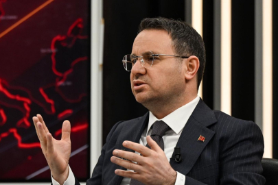 Bakan Gürlek: Haluk Levent'in şahsi kullanımı suç