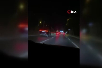 Bursa'da lüks otomobil kazaya karıştı, sürücü kaçtı