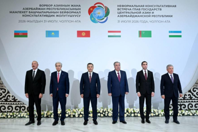Cumhurbaşkanları, Kırgızistan'da bir araya geldi