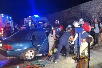 Bursa'da korkunç kaza: 2 ölü, 5 yaralı