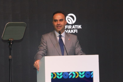 Bakan Kacır: Yerküre alarm veriyor