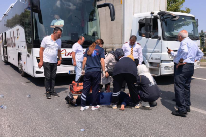 Bursa'da yolcu otobüsünün çarptığı kadın ağır yaralandı