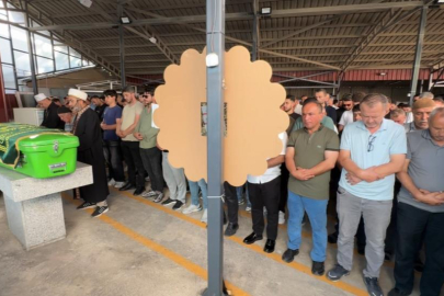 Elektrik akımına kapılarak hayatını kaybeden genç toprağa verildi