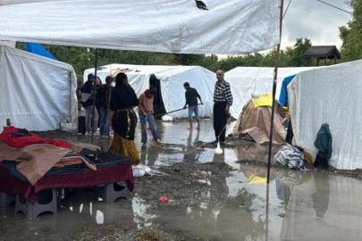 Tarım işçilerinin çadırlarını su bastı