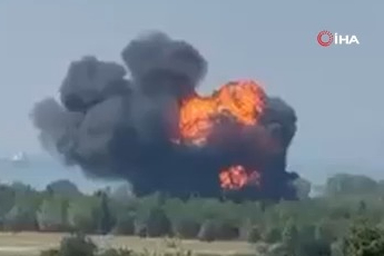Yalova'da eğitim uçağı düştü!